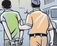 काशीपुर: छात्रा पर हमला करने का आरोपी साथी समेत गिरफ्तार
