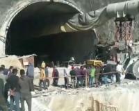 सुरंग में फंसे 41 श्रमिकों की सुरक्षित निकासी के लिए विभिन्न संगठनों ने की पूजा 