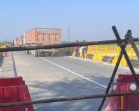बांदा: चार माह बाद बेंदाघाट यमुना पुल से फर्राटा भरने लगे भारी वाहन, दरार आने पर रोक दिया गया था आवागमन