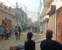 पीलीभीत: दो पक्षों में मारपीट के बाद पथराव, पुलिस ने सात लोगों को हिरासत में लिया