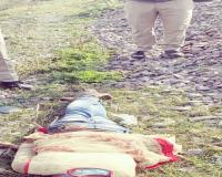 Lucknow breaking news: रेलवे ट्रैक के किनारे महिला के कपड़े में मिला युवक का शव, हत्या की आशंका