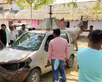 अंबेडकरनगर में दो भाइयों का अनोखा कारनामा, कार को ही बना दिया Helicopter, देखें Video  