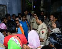बरेली: भाजपा पार्षद पति और पुलिस कर्मियों के धमकाने से गर्भवती की मौत, परिजनों और ग्रामीणों ने जमकर किया हंगामा 