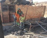 सुलतानपुर: चूल्हे की चिंगारी से जला आशियाना, गृहस्थी राख