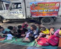 सुलतानपुर: घुमंतू परिवार के बच्चों को शिक्षित कर रहा सेवा भारती, शहर के गोलाघाट, करौंदिया में चल रहा बाल शिक्षा केंद्र