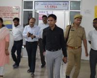लखीमपुर-खीरी: डीएम ने इंटीग्रेटेड कंट्रोल रूम का किया निरीक्षण, दिए निर्देश