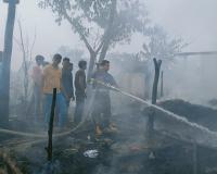 लखीमपुर खीरी: बिजली की चिंगारी से लगी आग से घर जलकर राख, महिला झुलसी 