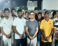 बाराबंकी: स्वीप इलेवन टीम ने 13 रनों से जीता क्रिकेट मैच, DM सत्येंद्र कुमार बने मैन ऑफ़ द मैच