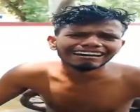 हरदोई: पुलिस ने SP अफिस के सामने आत्मदाह करने पहुंचे युवक को दबोचा