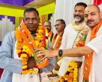 Lok Sabha Chunav 2024: सपा, बसपा, कांग्रेस नेताओं समेत अधिवक्ता BJP में हुए शामिल...भाजपा ने सियासी दलों को दिया झटका