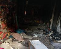 Kanpur Dehat: दुकान में शार्ट सर्किट से लगी आग; लाखों की साड़ियां जलकर राख, दमकलकर्मियों ने पाया काबू