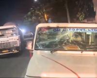 अमेठी: कांग्रेस कार्यालय के बाहर खड़ी 12 गाड़ियों में तोड़फोड़, भाजपा पर हमले का आरोप 