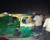 अंबेडकरनगर में भीषण हादसा: पिकअप से टकाई आटो, दो जायरीनों की मौत, सात घायल 