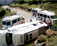 गंगोत्री: गंगोत्री-सोनगाड़ के पास पलटा अहमदाबाद के पर्यटकों का वाहन, आठ घायल