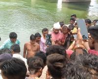 पीलीभीत: नहर में डूबकर दिल्ली के युवक की मौत, मदद के लिए मछुआरों ने मांगे पैसे...मचा हड़कंप