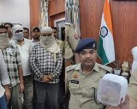 रामपुर: पुलिस ने मुठभेड़ के बाद सोना लूटने वाले पांच बदमाशों को किया गिरफ्तार