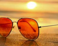 Sunglasses Choosing Tips: धूप का अच्छा चश्मा खरीदते समय रखें इन बातों का ध्यान? 