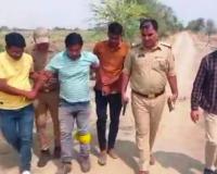 Hamirpur Crime: दुष्कर्म के आरोपी ने खुद को घिरता देख झोंका पुलिस पर फायर, मुठभेड़ में गिरफ्तार, जानिए पूरा मामला