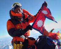 नेपाल के पर्वतारोही कामी रीता शेरपा ने 29वीं बार माउंट एवरेस्ट पर चढ़ाई कर तोड़ा अपना ही रिकॉर्ड 