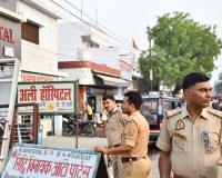 लखीमपुर-खीरी: कोतवाली और ट्रैफिक पुलिस ने हटवाया अतिक्रमण, मेला मैदान से महेवागंज तक चला अभियान