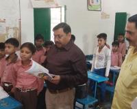 शाहजहांपुर: प्रशिक्षण परिषद की टीम ने परखी स्कूलों की शैक्षिक गुणवत्ता, साफ-सफाई देख दिए सुधारात्मक निर्देश