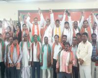 यूपी के इस जिले में सपा के कई बड़े नेताओं ने छोड़ी पार्टी, भाजपा ने चुनाव से ठीक पहले खेला नया दांव