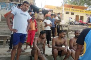 अयोध्या: डूब रहे तीन युवकों को जल पुलिस ने बचाया