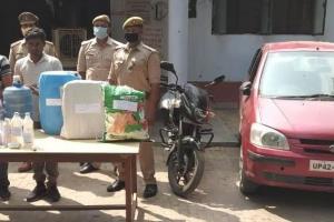 अयोध्या: देसी शराब की फैक्ट्री का भंडाफोड़, दो आरोपी गिरफ्तार