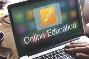 बरेली: छात्रों को पसंद आई ऑनलाइन पढ़ाई, प्रैक्टिकल पर संकट