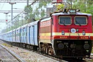 लखनऊ: रेलखंड दोहरीकरण के चलते छह ट्रेनों के बदले मार्ग