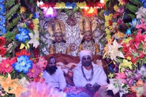 अयोध्या: राम नगरी में गाजे-बाजे के साथ निकली राम बारात, गूंजे जय श्रीराम के जयकारे