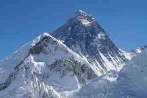 माउंट एवरेस्ट की नई ऊंचाई 8848.86 मीटर, नेपाल-चीन ने किया ऐलान