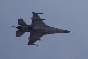 इजराइल के विमानों ने बेरूत में बहुत नीचे उड़ान भरी, सीरिया में भी कई धमाकों की खबर