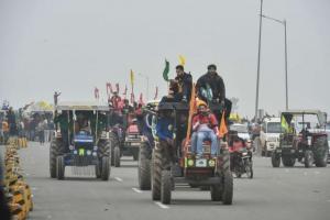 किसानों ने ट्रैक्टर रैली के लिए वैकल्पिक मार्ग का सुझाव किया खारिज