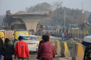 बरेली: चौपुला का ब्लॉक खुलने पर भी उखड़े रास्ते से गुजरना होगा