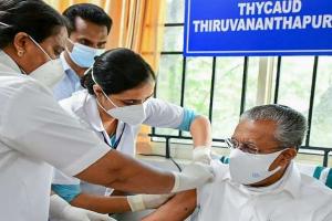 केरल के मुख्यमंत्री कोरोना संक्रमित, पिछले महीने लगवाई थी वैक्सीन