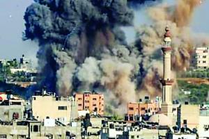 नहीं थम रहा फिलीस्तीनी विद्रोहियों और इजरायली सेना के बीच संघर्ष, गाजा में हवाई हमला, 8 की मौत