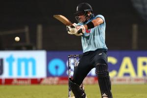 इंग्लैंड ने पहले वनडे में श्रीलंका को पांच विकेट रौंदा, जो रूट ने बल्ले से दिखाया कमाल