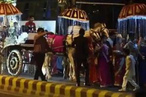 दिल्ली में तीन महीने बाद बैंड-बाजा-बारात, बैंक्वेट हॉल मालिकों ने ली राहत की सांस
