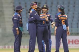 Ind vs Eng Women Cricket: टैमी ब्यूमोंट का अर्धशतक, जीत के करीब इंग्लैंड