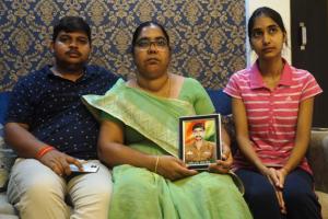 बरेली: 22 साल से परिवार ने संभालकर रखे शहीद की वर्दी और जूते, हौसला देती हैं यादें