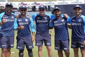 भारत ने टॉस जीतकर लिया बल्लेबाजी का फैसला, टीम के पांच खिलाड़ियों ने किया डेब्यू