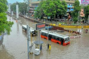 महाराष्ट्र: बाढ़ के बीच डिपो प्रबंधक ने ऐसे बचाए दैनिक राजस्व के नौ लाख रुपए