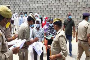 अमरोहा : ब्लॉक प्रमुख चुनाव के दौरान भाजपा व सपा समर्थक भिड़े, पुलिस ने भांजी लाठियां