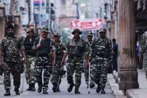 जम्मू-कश्मीर: श्रीनगर में मुहर्रम का जुलूस कवर कर रहे पत्रकारों पर पुलिस ने किया लाठीचार्ज