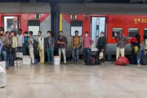 नई दिल्ली रेलवे स्टेशन और एयरपोर्ट से मिले 17 जिंदा कारतूस, जांच में जुटी पुलिस