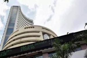 कमजोर वैश्विक संकेतों के चलते बाजार की सुस्त शुरुआत, Sensex और Nifty में धीमा कारोबार
