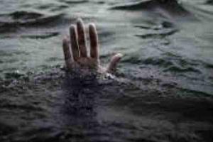 हमीरपुर: युवती ने बेतवा नदी में लगाई छलांग, मछुआरों ने बचाई जान, जानें वजह?