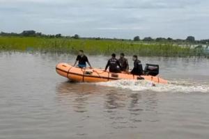 असम: ब्रह्मपुत्र नदी में दो नौकाओं की टक्कर, 120 यात्रियों के डूबने की आशंका, सीएम ने जताया दुख