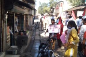 हल्द्वानी: रैली लेकर बाजारों में घूमे किसान नेता, व्यापारियों से दुकानें बंद करने की अपील